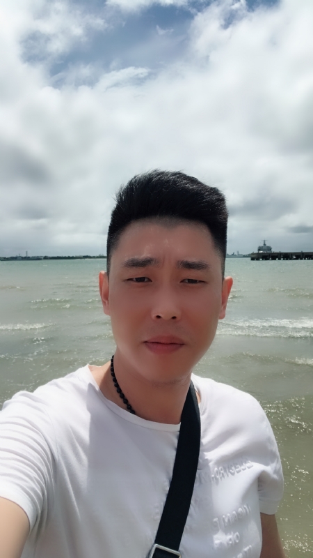 随机的第一张照片--全国闪婚服务中心