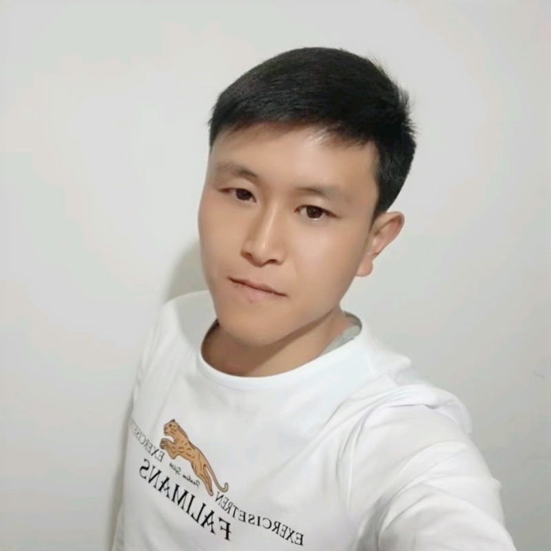 小雨滔滔的第一张照片--全国闪婚服务中心