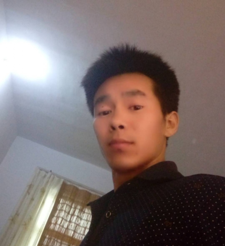 苗子的第一张照片--全国闪婚服务中心