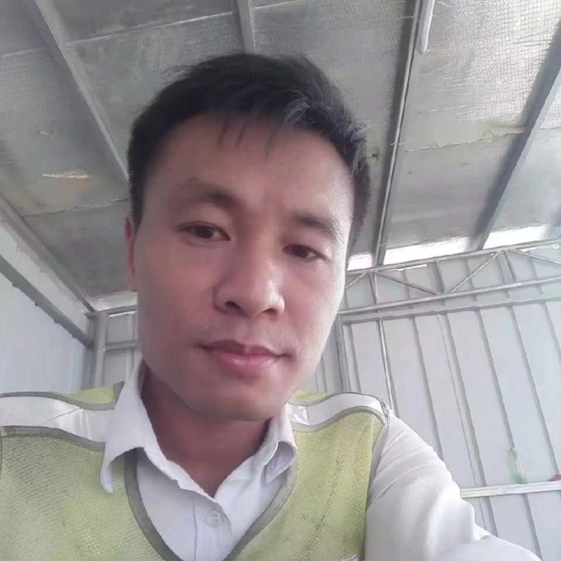 小马哥的第二张照片--全国闪婚服务中心