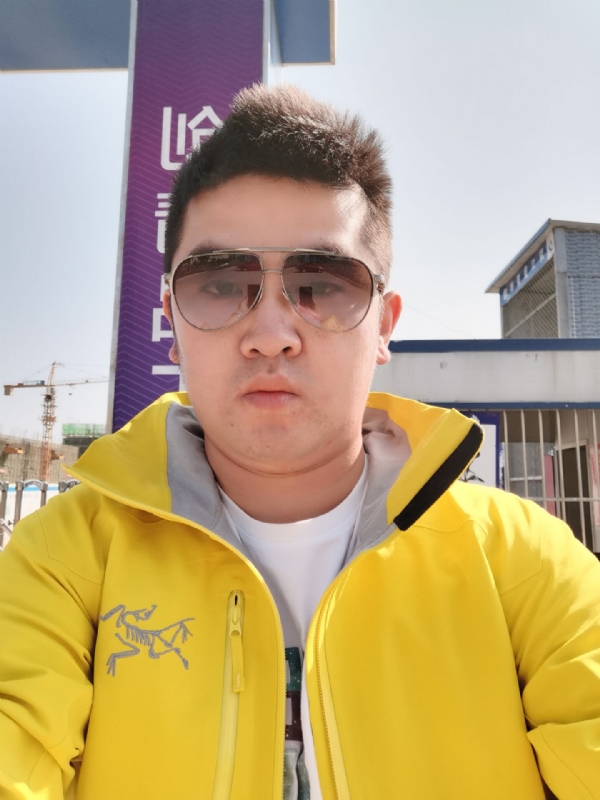 子敬的第一张照片--全国闪婚服务中心