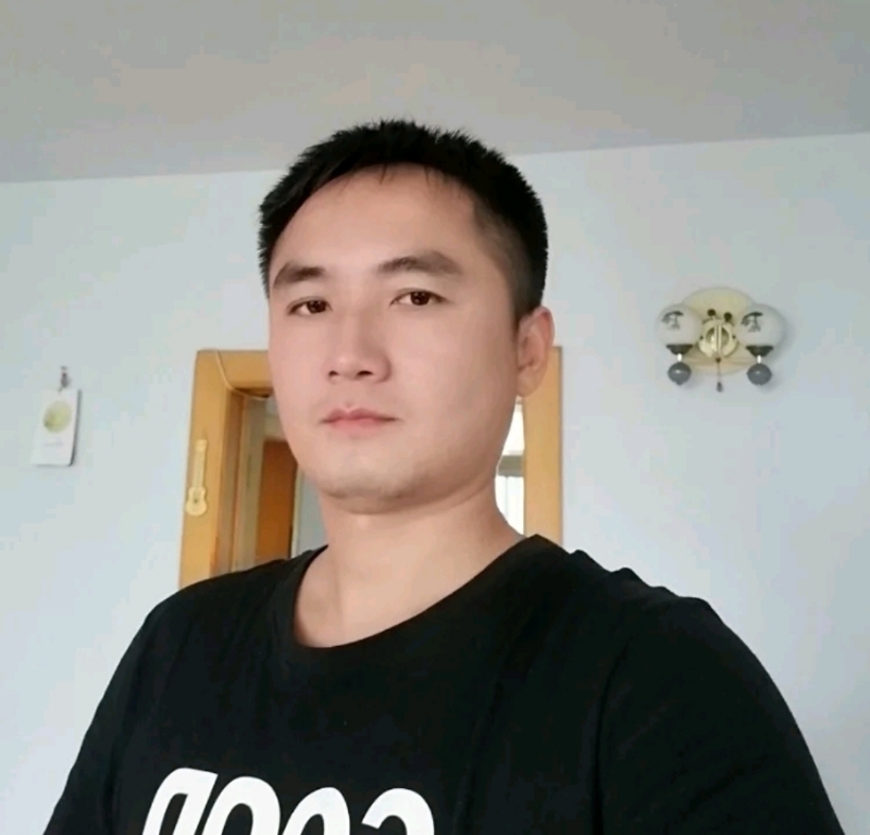 素年锦时的第一张照片--全国闪婚服务中心