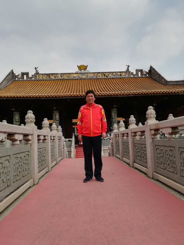 红尘老生的第一张照片--全国闪婚服务中心