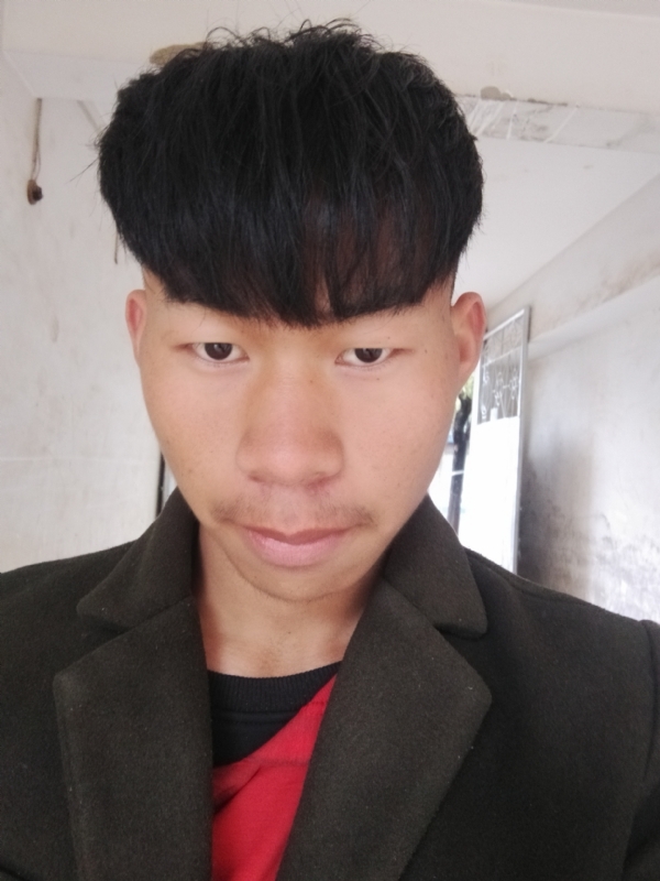 少年不在少的第二张照片--全国闪婚服务中心