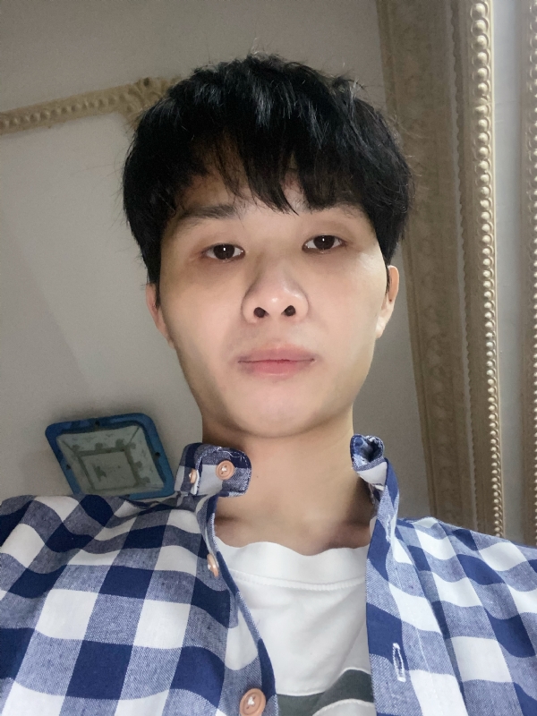 良辰的第一张照片--全国闪婚服务中心