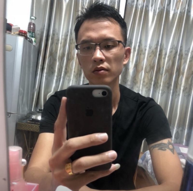 LYH的第二张照片--全国闪婚服务中心
