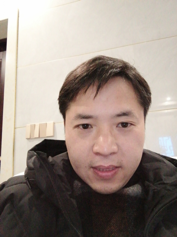 小小的第一张照片--全国闪婚服务中心