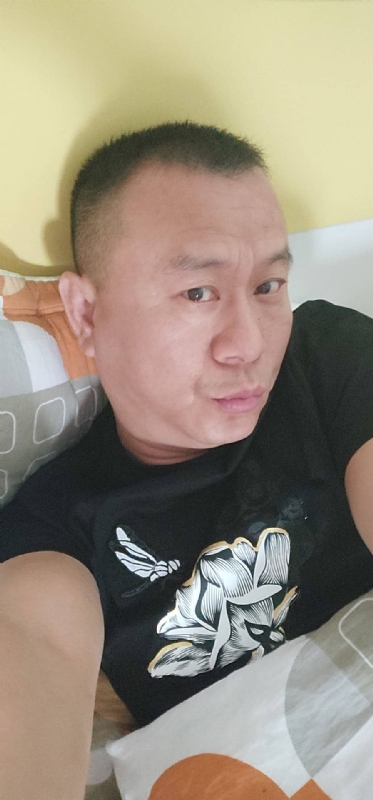 随缘的第二张照片--全国闪婚服务中心