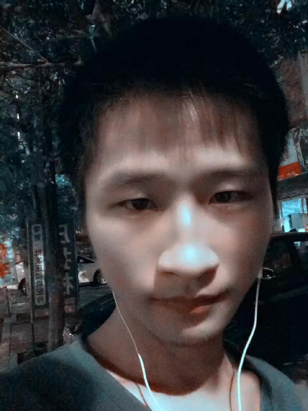 小苏的第二张照片--全国闪婚服务中心