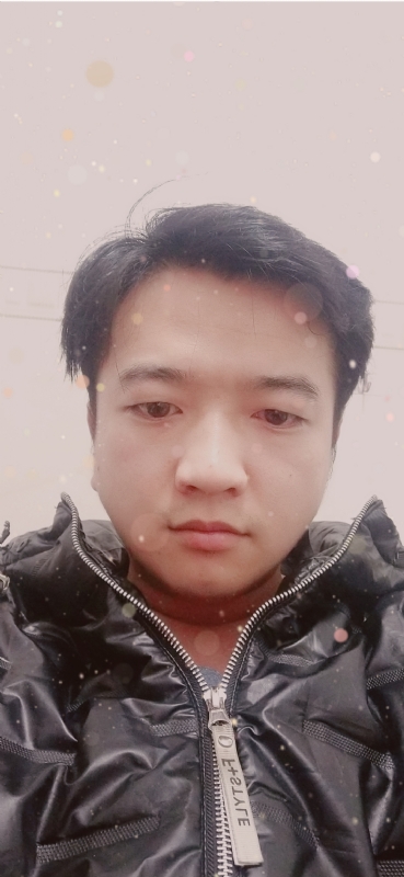 书中没有颜如玉的第一张照片--全国闪婚服务中心