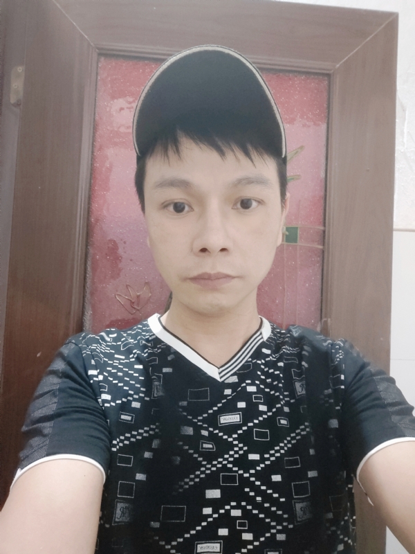 永不放手的第一张照片--全国闪婚服务中心