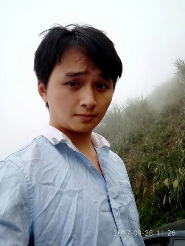 流月的第四张照片--全国闪婚服务中心