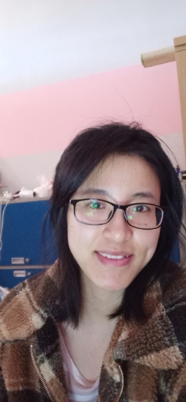 晓燕的第一张照片--全国闪婚服务中心