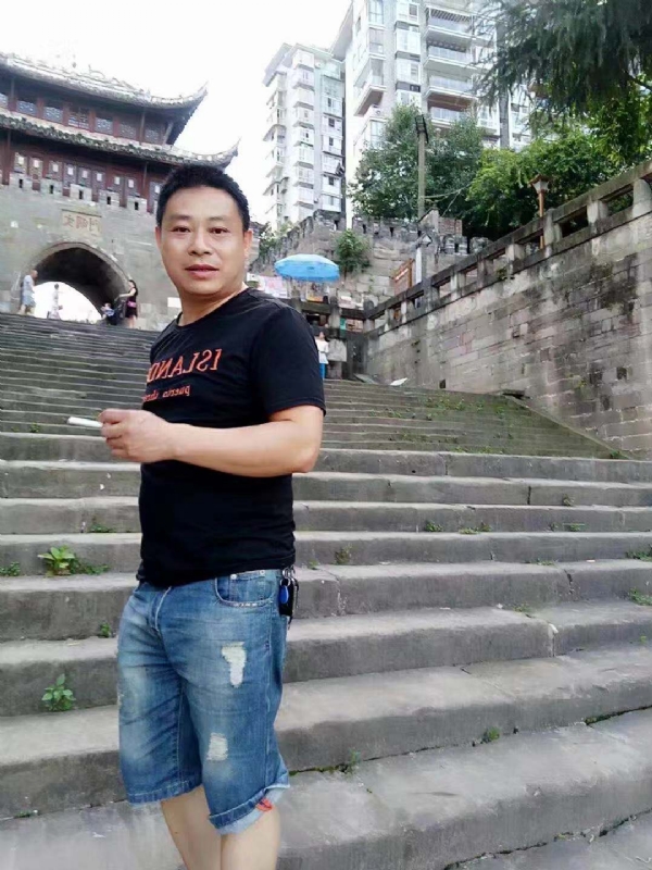 寻找前世今生缘的第一张照片--全国闪婚服务中心