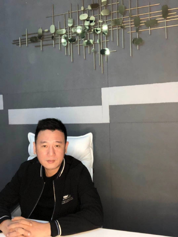 SAM的第一张照片--全国闪婚服务中心