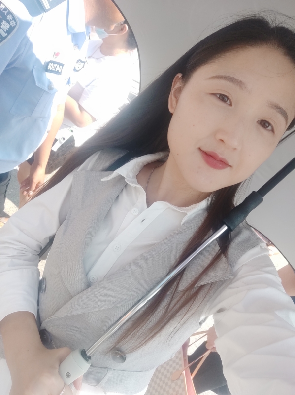 木子田心的第一张照片--全国闪婚服务中心