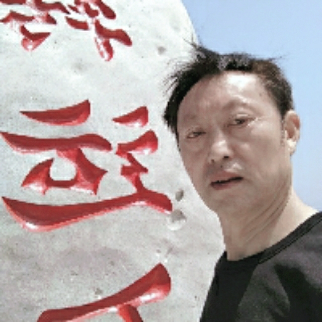 我想有个她的第一张照片--全国闪婚服务中心