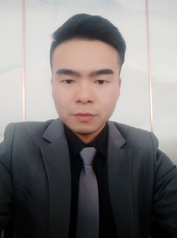 穿西装的鲨鱼的第一张照片--全国闪婚服务中心