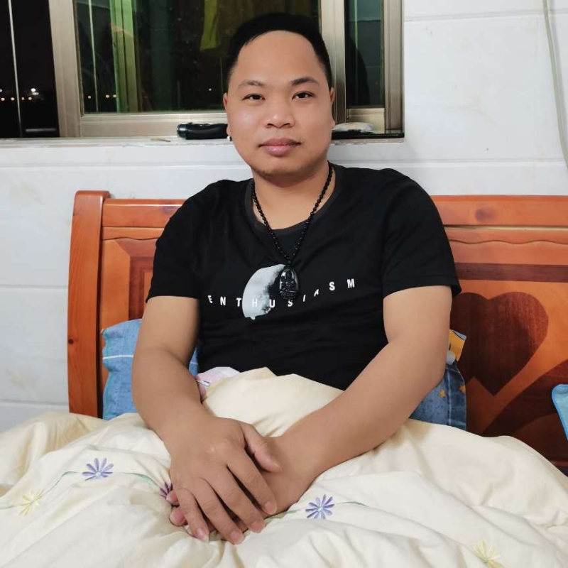 随心所欲的第一张照片--全国闪婚服务中心