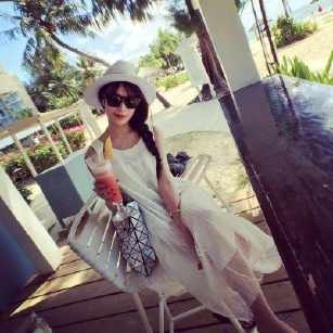 素素的第一张照片--全国闪婚服务中心