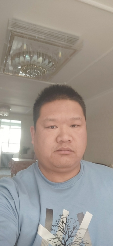 别无选择的第二张照片--全国闪婚服务中心