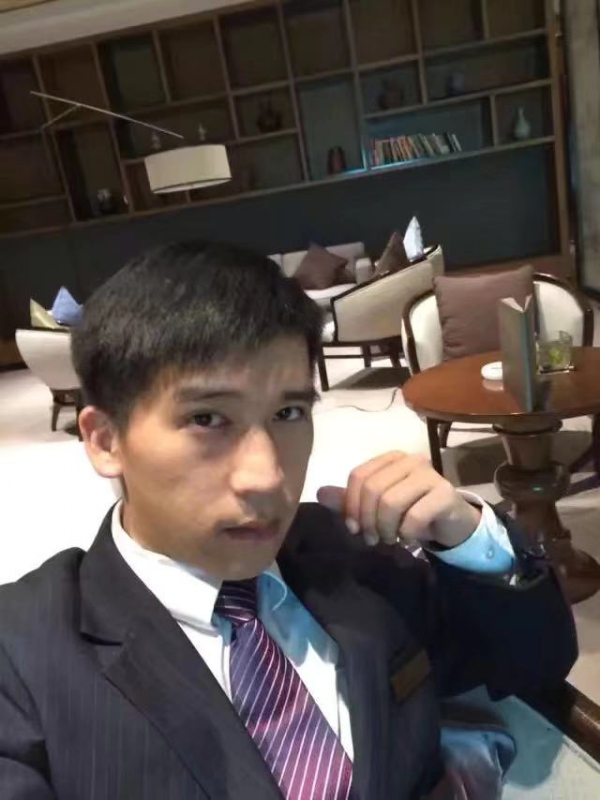 一条孤独的鱼的第二张照片--全国闪婚服务中心