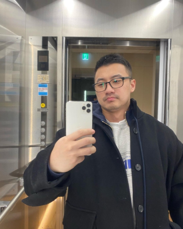马甲线的第二张照片--全国闪婚服务中心