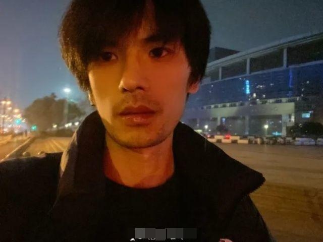 陈书誉的第一张照片--全国闪婚服务中心