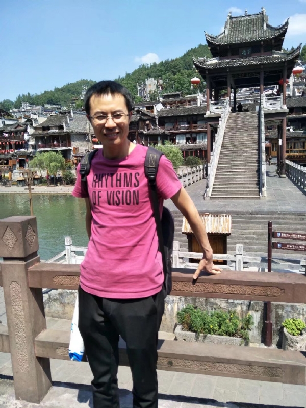 会飞的鱼的第一张照片--全国闪婚服务中心