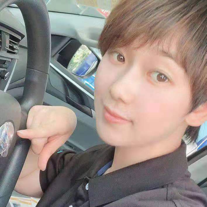 燕子的第一张照片--全国闪婚服务中心