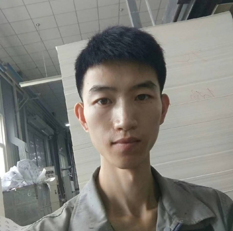 真诚相亲的第一张照片--全国闪婚服务中心