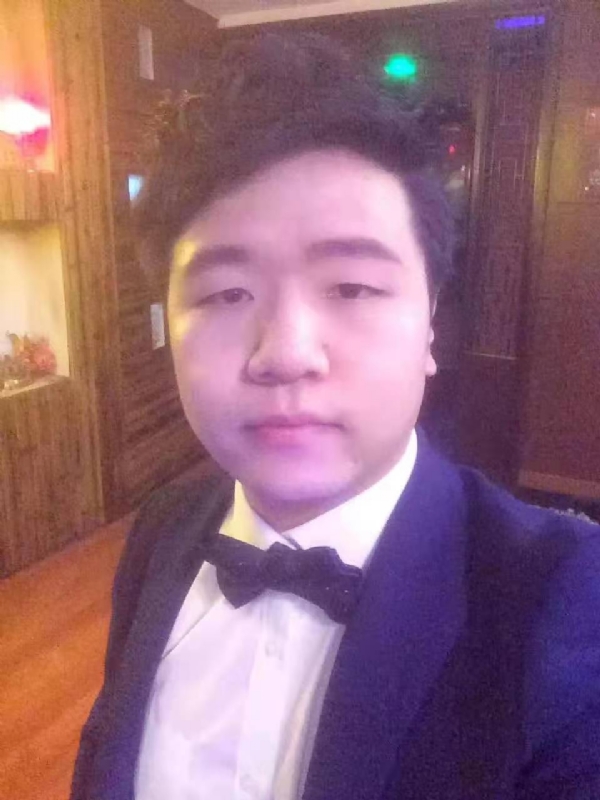 星辰的第二张照片--全国闪婚服务中心