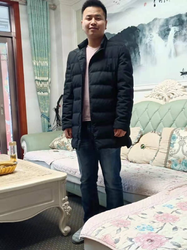 为爱奋斗的第一张照片--全国闪婚服务中心