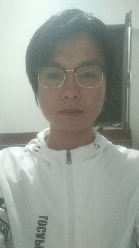 轻吻的第一张照片--全国闪婚服务中心