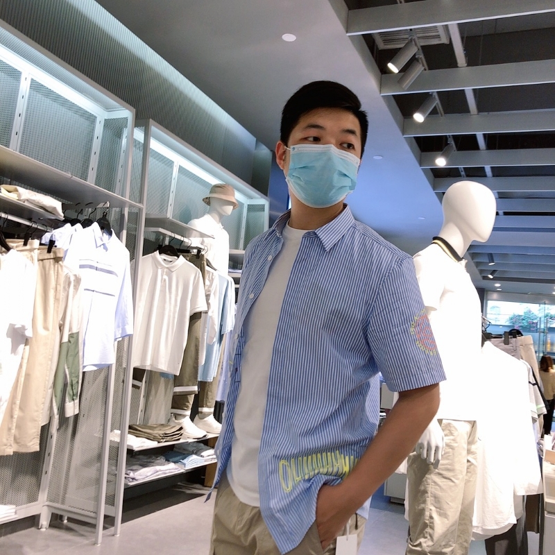 百年孤独的第一张照片--全国闪婚服务中心
