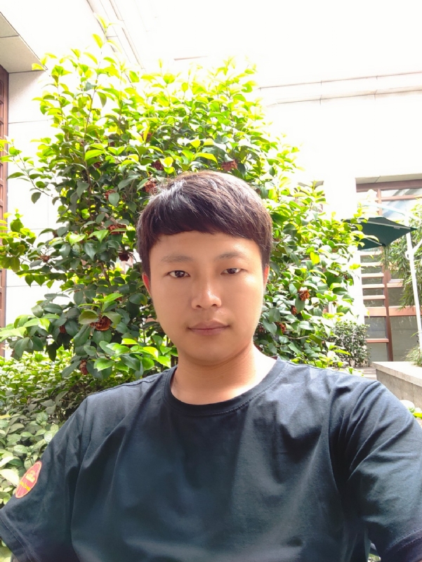 谈情说爱的第一张照片--全国闪婚服务中心