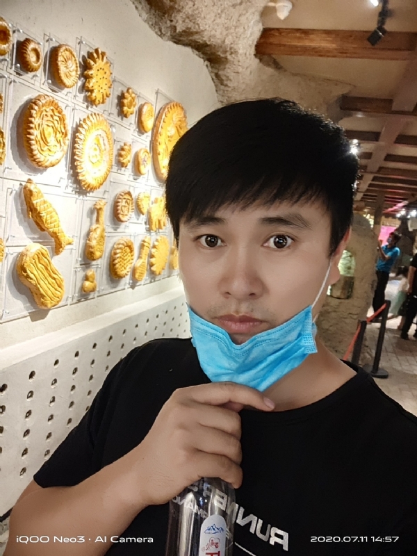 ldp守望薰衣草的第一张照片--全国闪婚服务中心