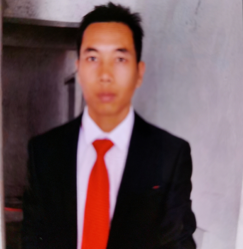 陌陌人生的第一张照片--全国闪婚服务中心