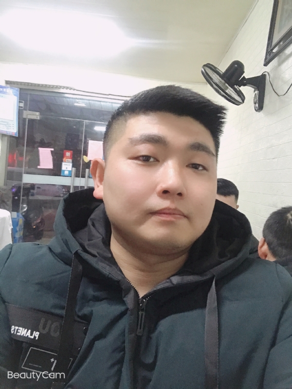回忆是个小孩的第一张照片--全国闪婚服务中心
