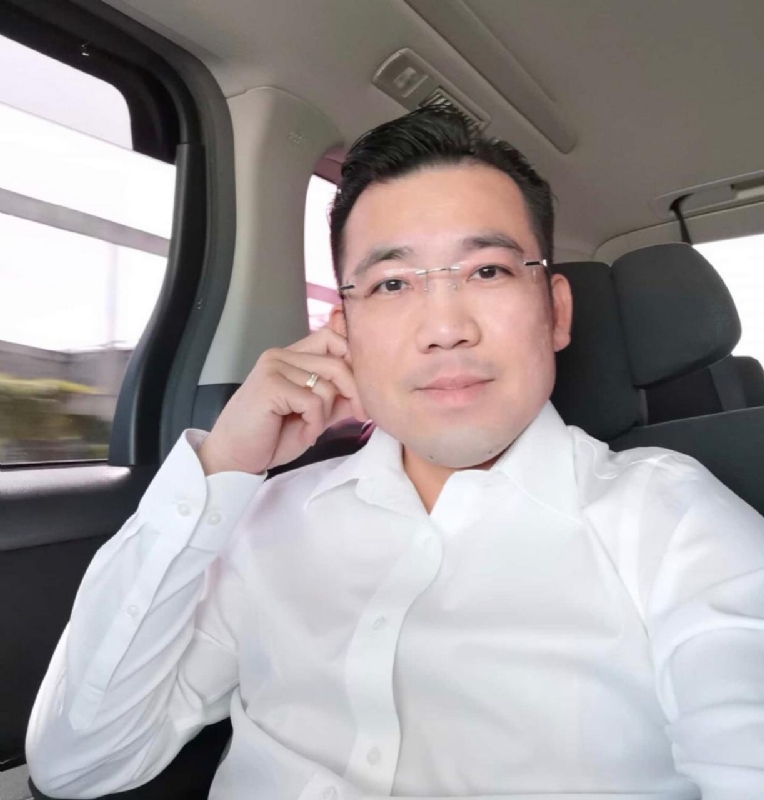 诚信的第一张照片--全国闪婚服务中心