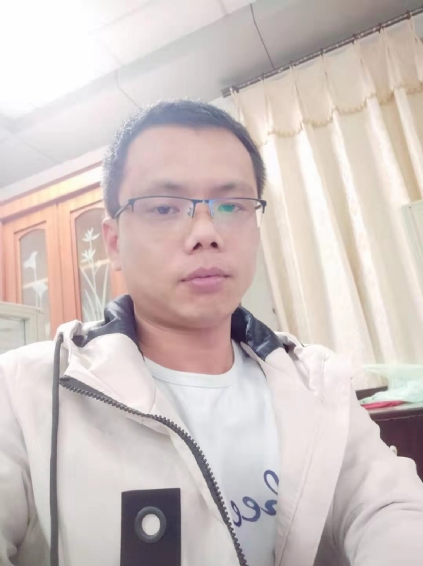叶寒君的第四张照片--全国闪婚服务中心