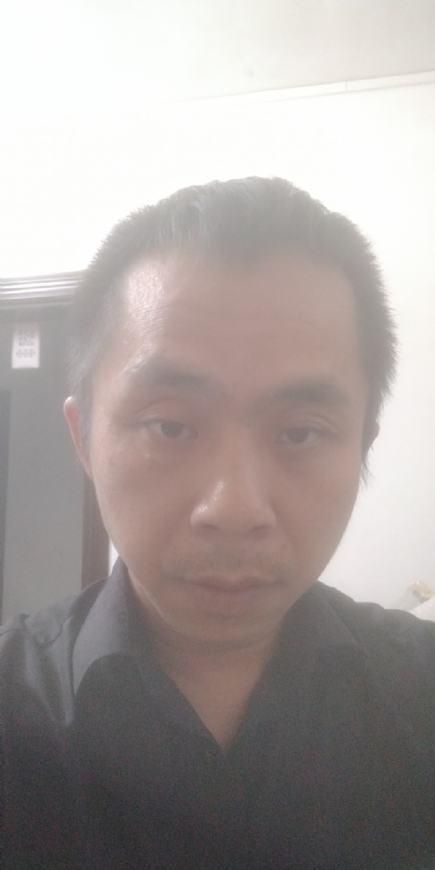我是只猪的第一张照片--全国闪婚服务中心