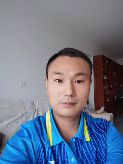 明哥的第一张照片--全国闪婚服务中心