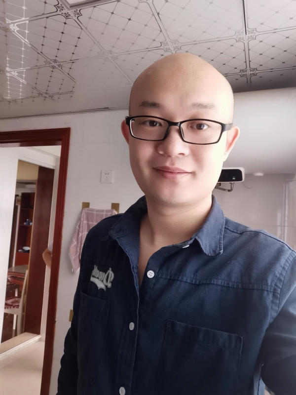 凝望远方的第一张照片--全国闪婚服务中心