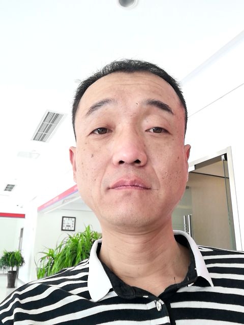 社会你的飞哥的第二张照片--全国闪婚服务中心