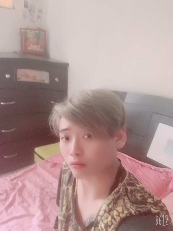 太子的第一张照片--全国闪婚服务中心