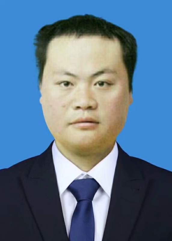 小刘的第一张照片--全国闪婚服务中心