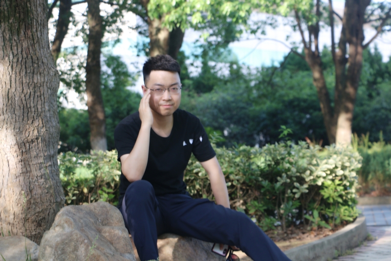 阿帆的第二张照片--全国闪婚服务中心