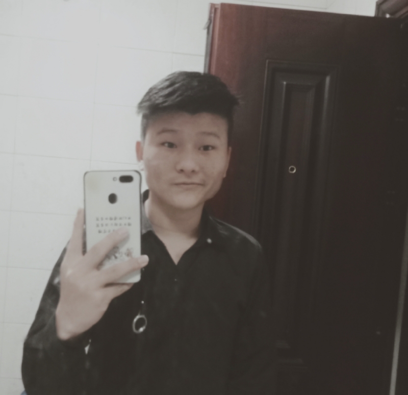 小小先生的第二张照片--全国闪婚服务中心