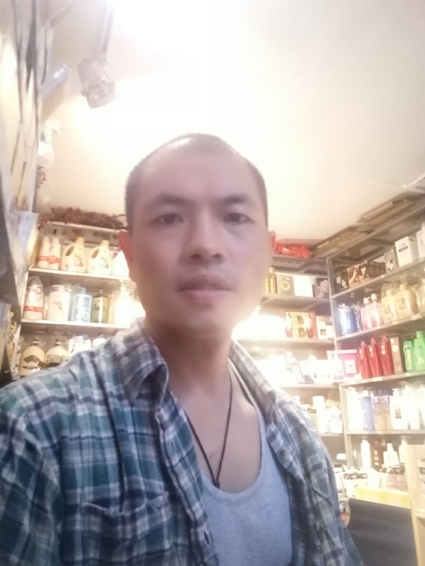 H21的第一张照片--全国闪婚服务中心